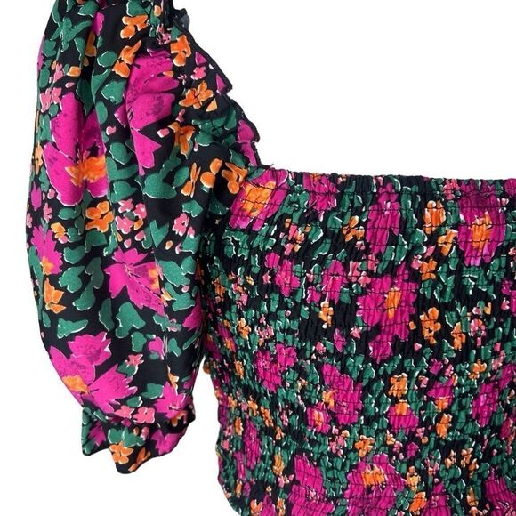 Peach smocked floral sweetheart top size Small - Picture 6 of 8